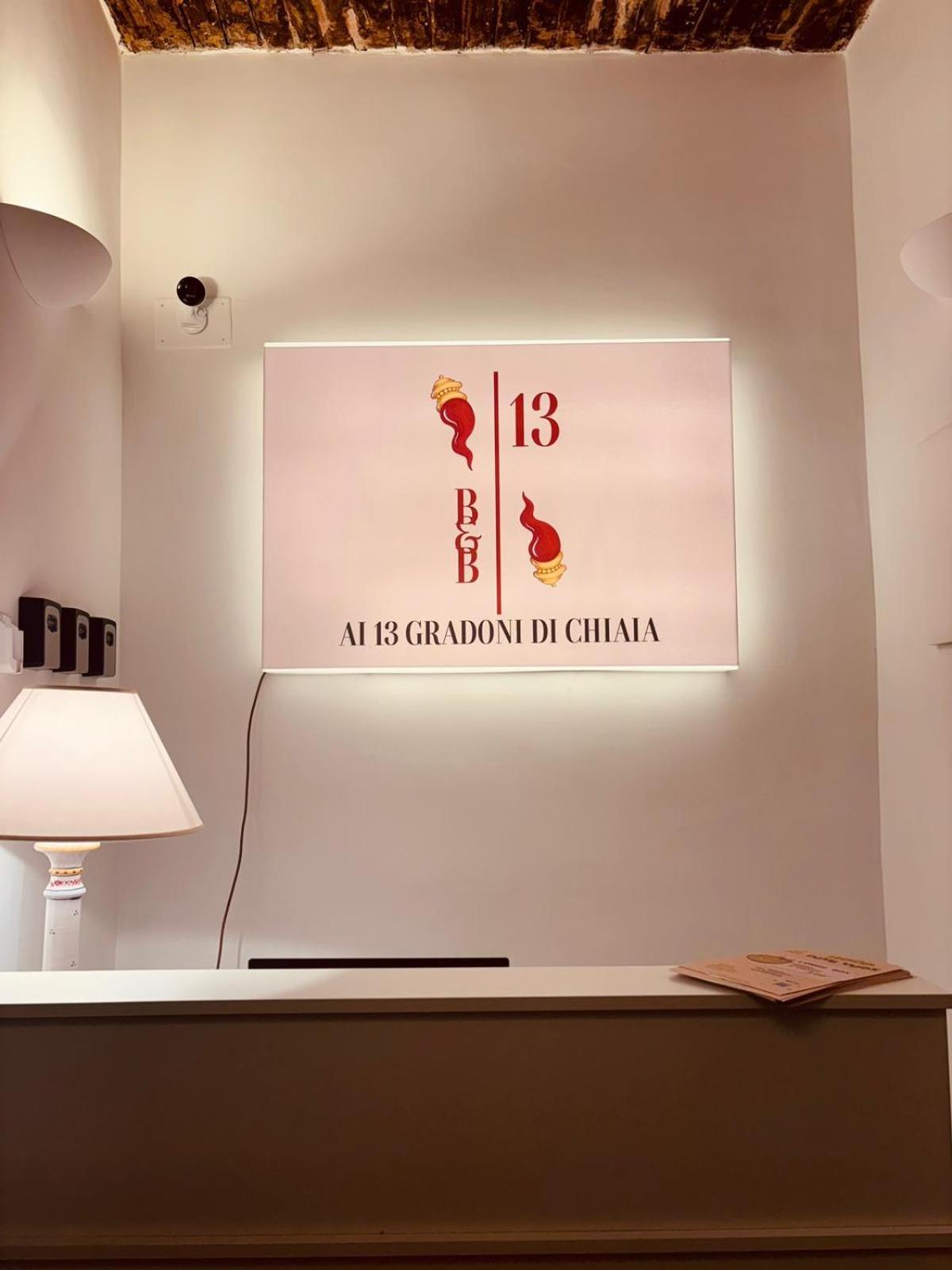 Ai 13 Gradoni Di Chiaia Bed & Breakfast Napoli Bagian luar foto